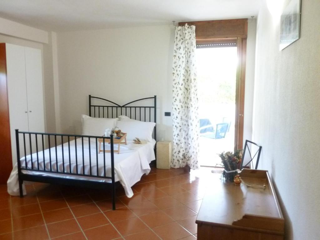 I Pizzicati Bed & Breakfast Uggiano La Chiesa Ruang foto